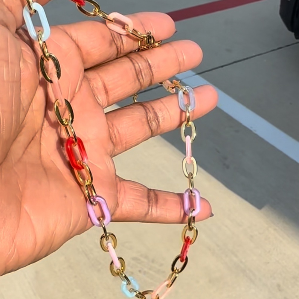 Colorful Link Necklace - Picture 4 of 5